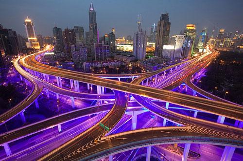 Intersection of Yanan Zhong Lu and Chengdu Lu / Chongqing Lu in Shanghai photography